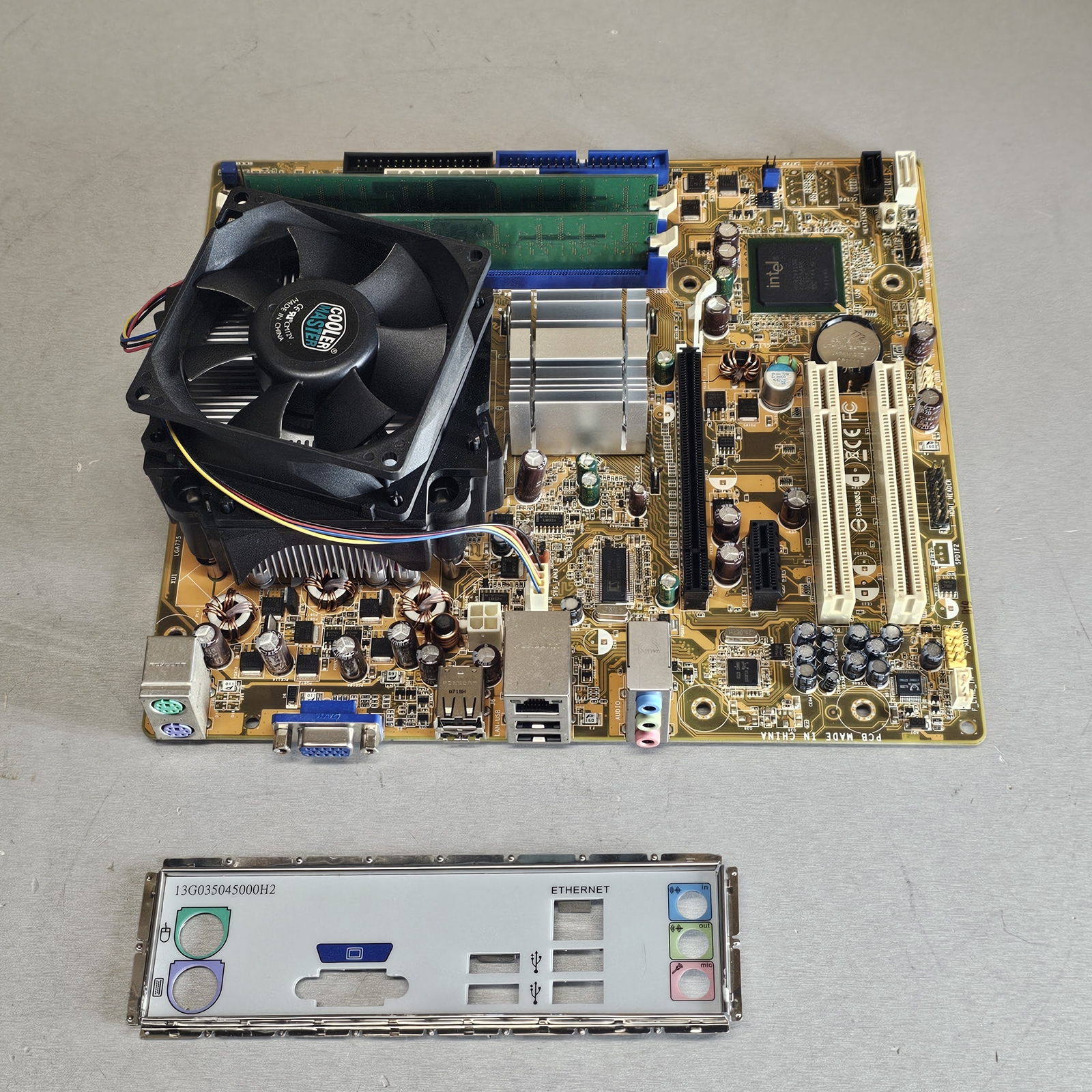 Compaq Presario Motherboard Combo 2GB Ram IPILP-LC, 5189-0462, (Boots)