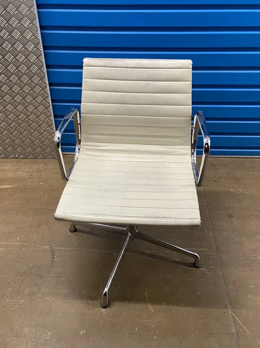 Icf charles cheap eames chair
