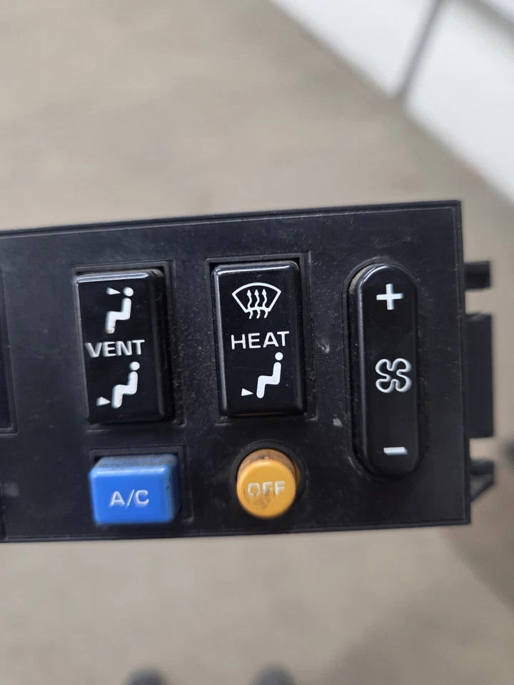 1989 GMC K1500 HVAC Control Switch Oem. - Image 4 of 4