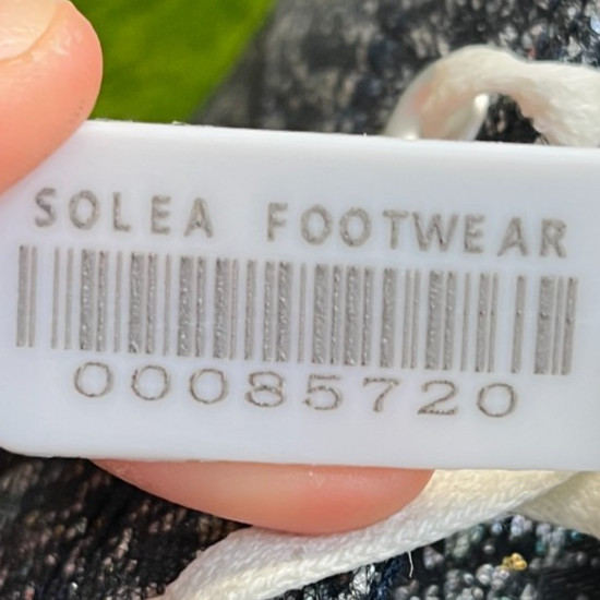 Converse Chuck Taylor All Star Lift Womens Size 7 Black Athletic Shoes Sneakers thumbnail 10