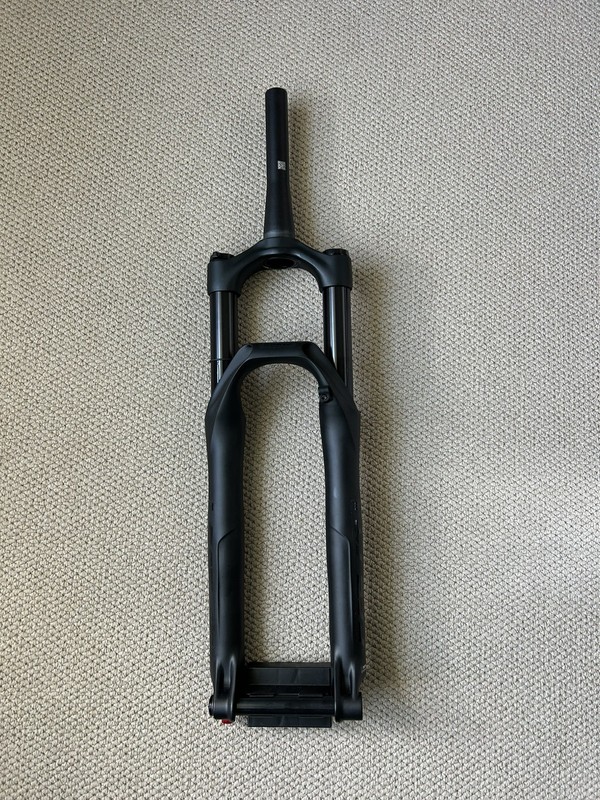 Giant Crest 34 RLC Air Fork 27.5 Boost Tapered Steerer 130mm