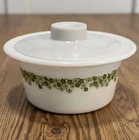 VTG Pyrex Spring Blossom Green Crazy Daisy Butter Tub Dish w/ Plastic Lid USA