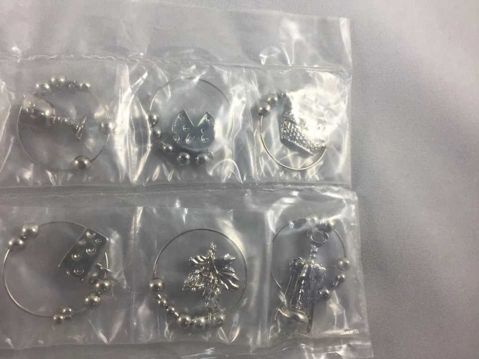 Lote de 12 dijes de metal para copa de vino cesta de queso uvas botella de vino barril cálico Foto 4 de 4