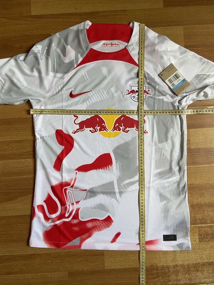 美品　NIKE レッドブル・ライプツィヒ 2014-15 アウェイシャツ 美品 NIKE レッドブル・ライプツィヒ 2014-15 アウェイシャツ