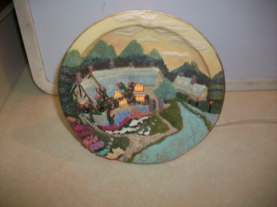 3D Cottage Illuminated Plate Works 6 3/4'' Diameter Pre-Owned 