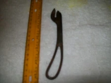 ANTIQUE,PRIMATIVE CUTTER,BOX CUTTER 6 1/4"