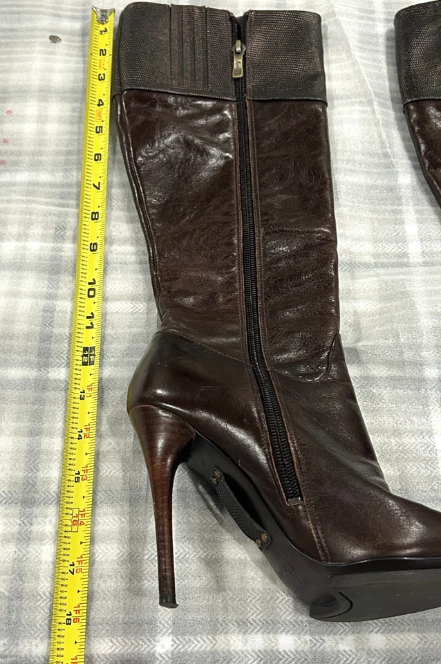 Botas hasta la rodilla Guess para mujer talla 5M, cuero marrón, tacón Stilleto de Marciano. Foto 3 de 4