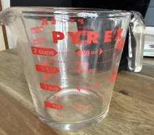 Vtg Red Lettering Open Handle PYREX Glass 2 Cup Measuring Cup #5
