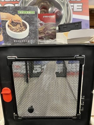 Versatile 8x8x12 Reptile and Amphibian Terrarium with Front Ventilation