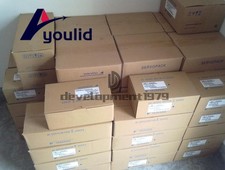One New Yaskawa Servo Motor SGM-01A3NS31