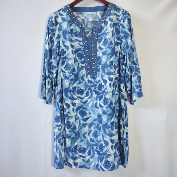 Blue Illusion Womens Size M Blue Floral 3/4 Sleeves Side Slits Tunic Kurti Top