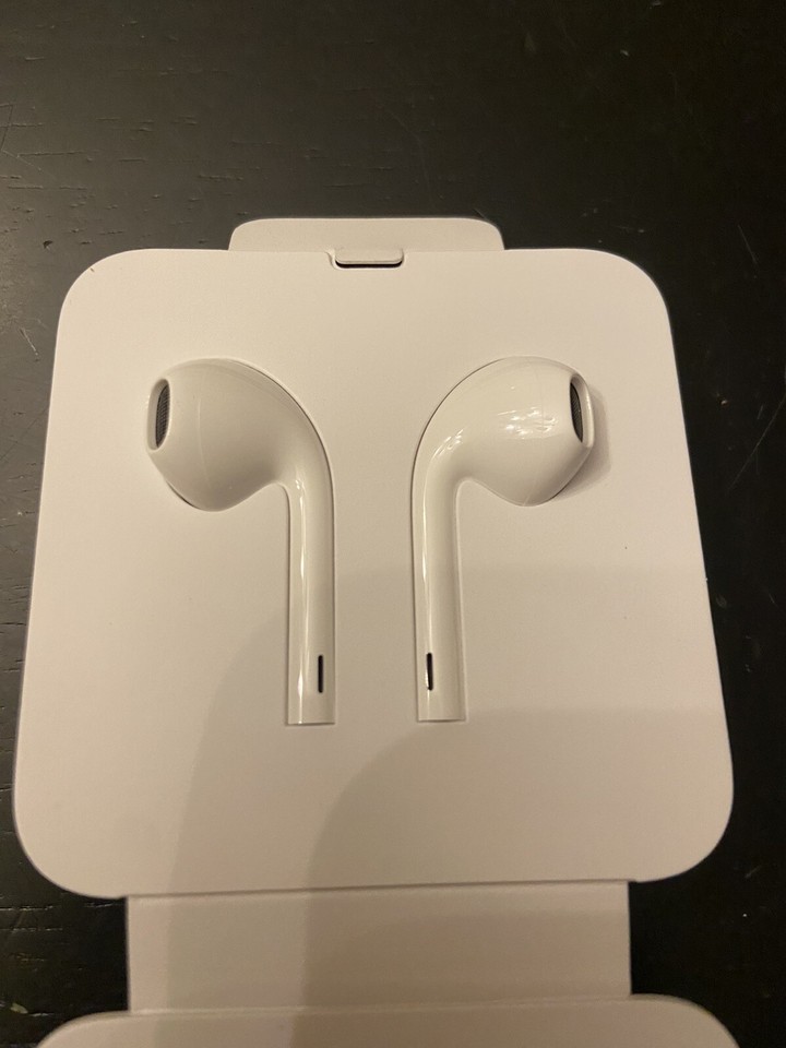 Apple Earpods iPhone 14 Pro 13 X Lightning Cable OEM Earbud