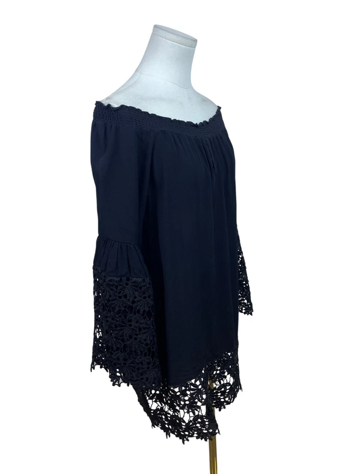 Blusa Colleen Lopez Negra Mujeres Hombro Descubierto Encaje Borde Mangas Campana Fluidas Talla M Foto 3 de 4