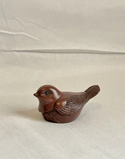 Vintage Crowning Touch Carved Resin Bird Collectible Figurine. Excellent Cond