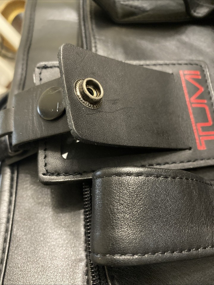 VTG TUMI Black Leather Portfolio Laptop Messenger Bag Travel 18" X 13