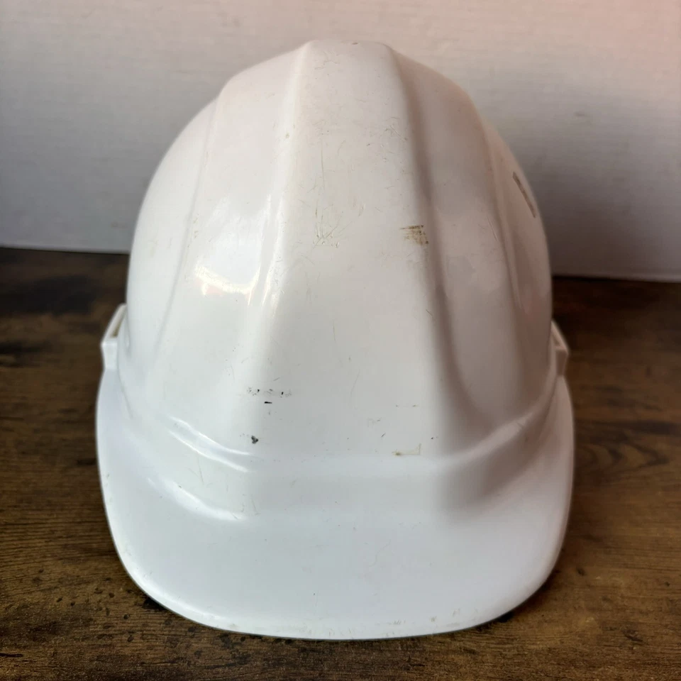 Chapéu rígido estilo boné ERB Safety Omega II suspensão mega catraca 6 pontos bandeira dos EUA - Imagem 4 de 4