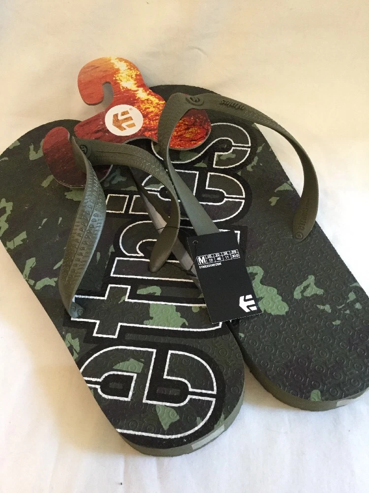 Mens camouflage flip flops sale