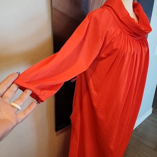 Vintage 70s Miss Elaine Long Sleeve Caftan House Dress Mumu Red Gown O/S 52"L - Picture 3 of 8