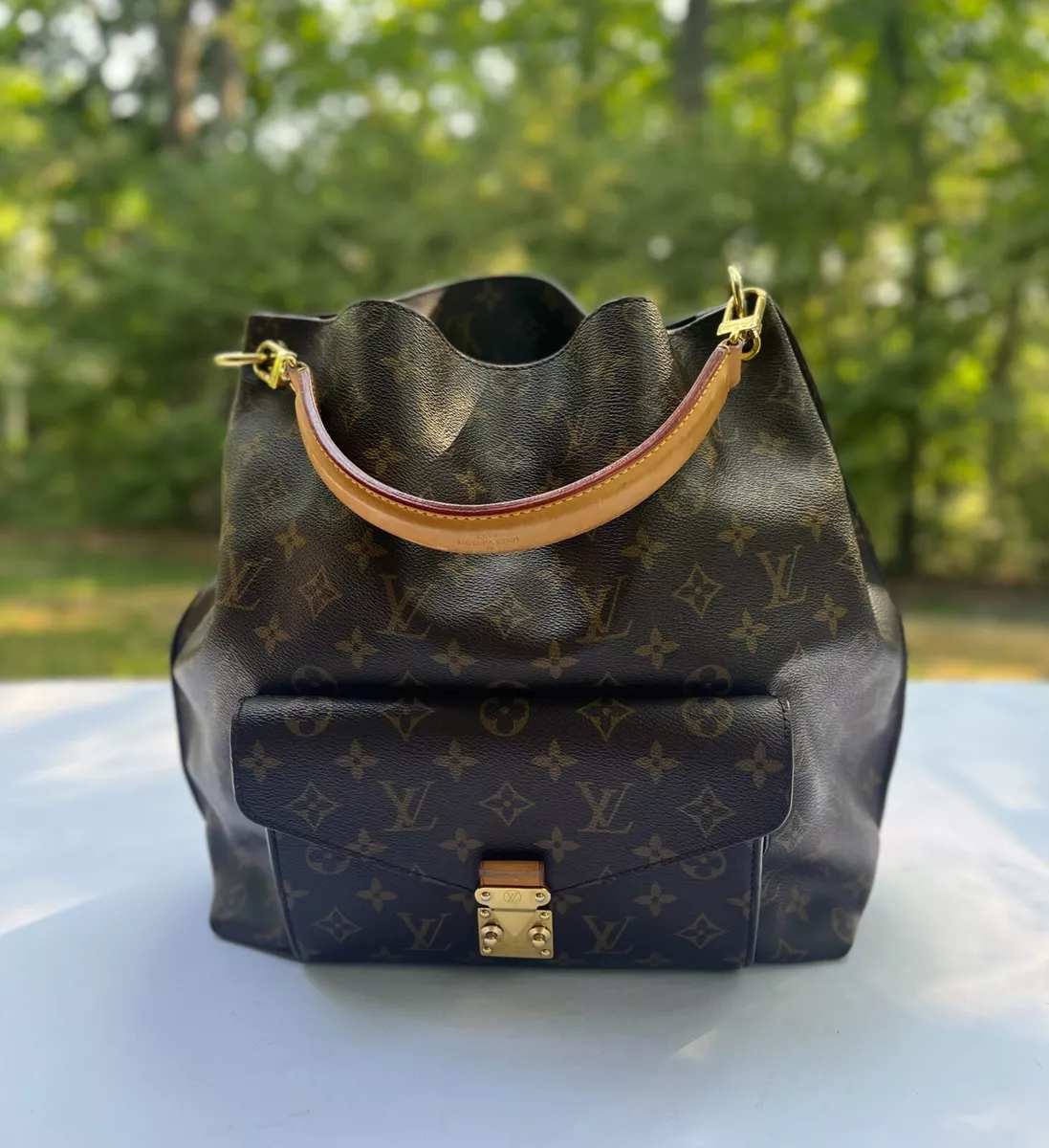 Authentic Louis Vuitton Monogram Metis Hobo Handbag M40781