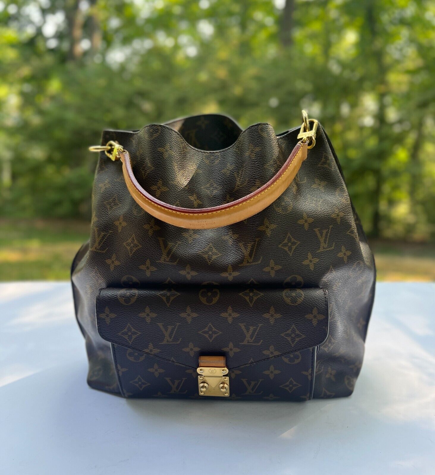 Authentic Louis Vuitton Handbag 