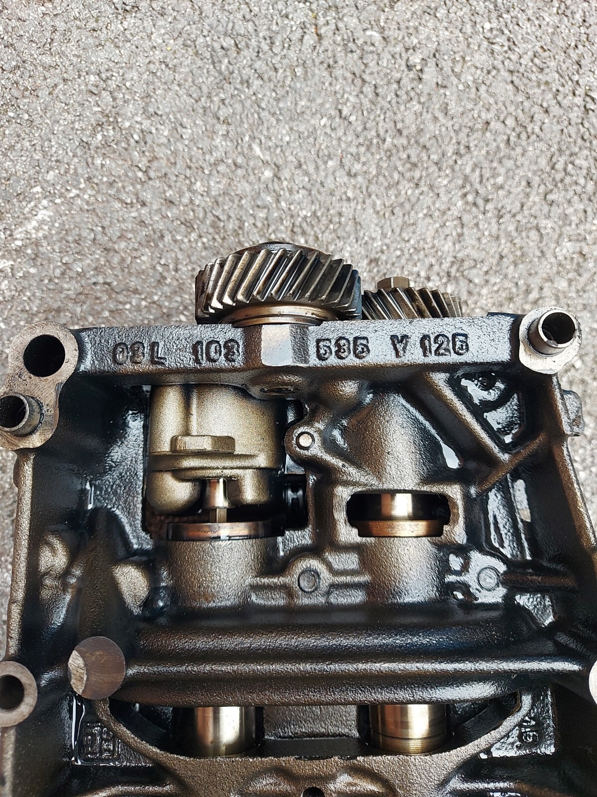 AUDI Vw Cbab Engine 2011 2.0 TDI OIL PUMP 03L103535 eBay