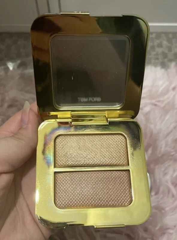 Tom Ford Sheer Highligh Duo refleja dorado y crema y polvo color de ojos Sun Wor Foto 3 de 4