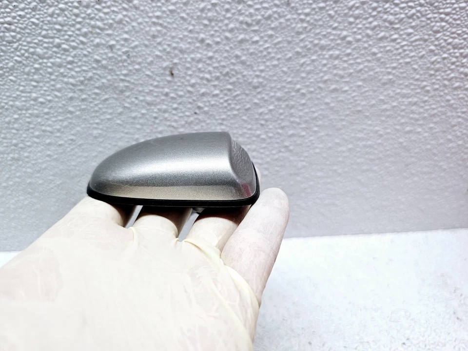 Toyota Camry 2013-2018 antena montada en el techo sensor código de color 5B2 Champaign Foto 3 de 4