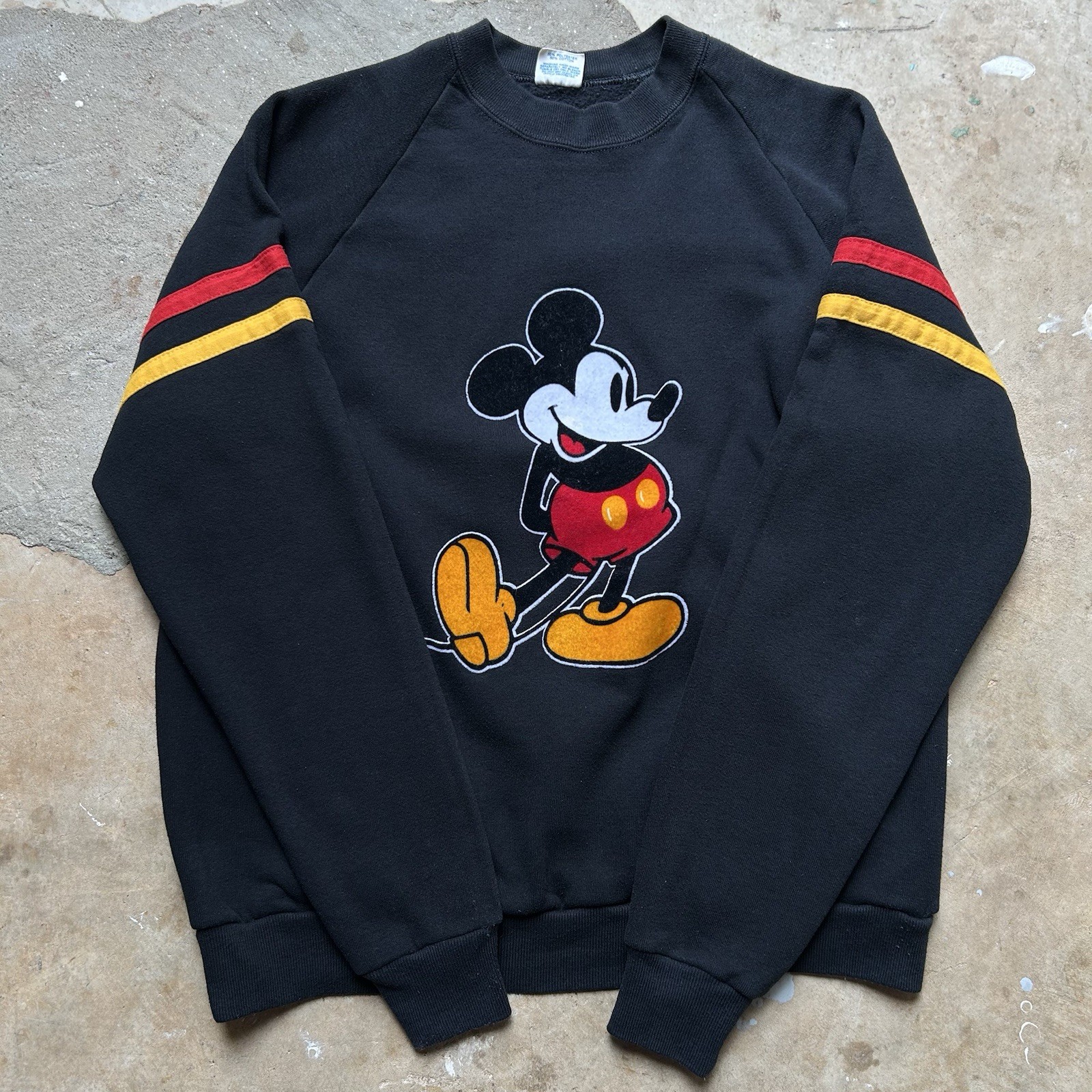 Vintage Disney Mickey Mouse Germany German Flag Colors Sweatshirt Felt Logo Med