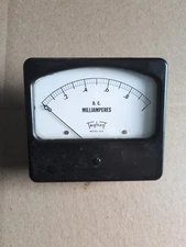 Triplett Range 0-1 Amps DC Milliamperes Panel Meter/Gauge #420 Square 4-1/2"