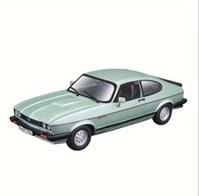 Bburago 1:24 Ford Capri (1982) Diecast Model Car Green Opening Doors