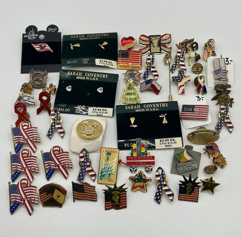 Large Vintage Patriotic & Americana Pin Lot – 35+ Pieces