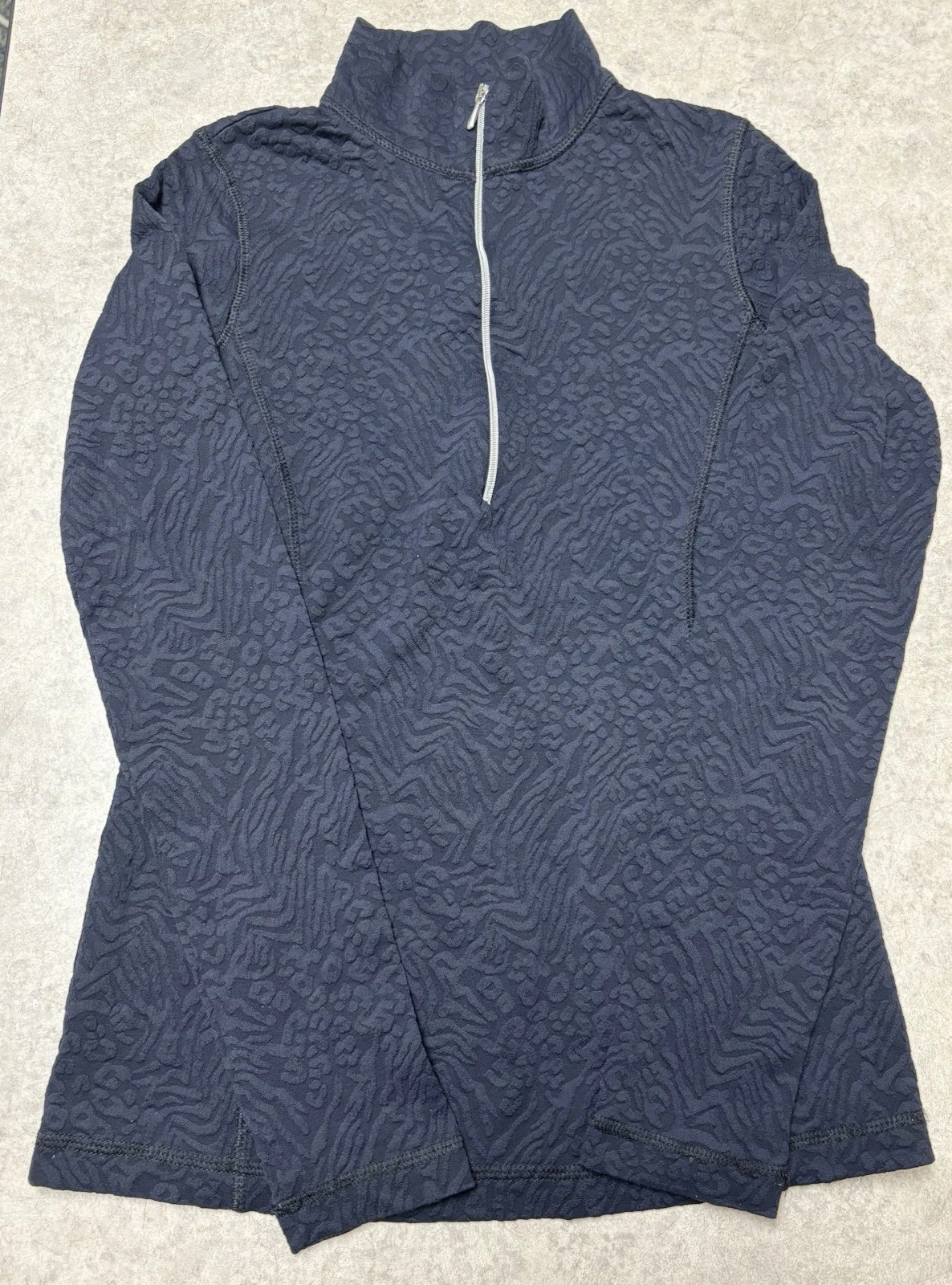 SNO SKINS Pullover Womens XS Black Tonal Leopard Textured Base Layer Top
