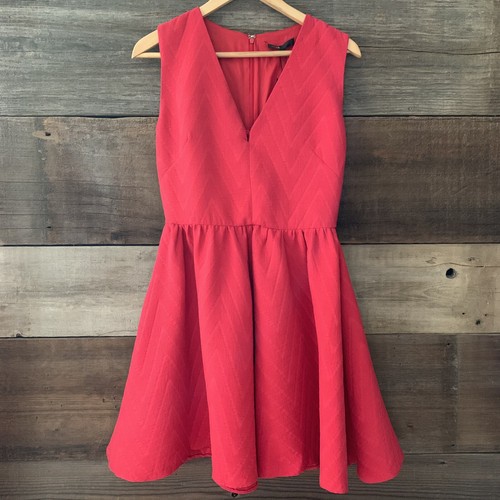 NEW Maje Red Textured Cloque Pleated Mini Dress Women’s Size 2 - Picture 4 of 10