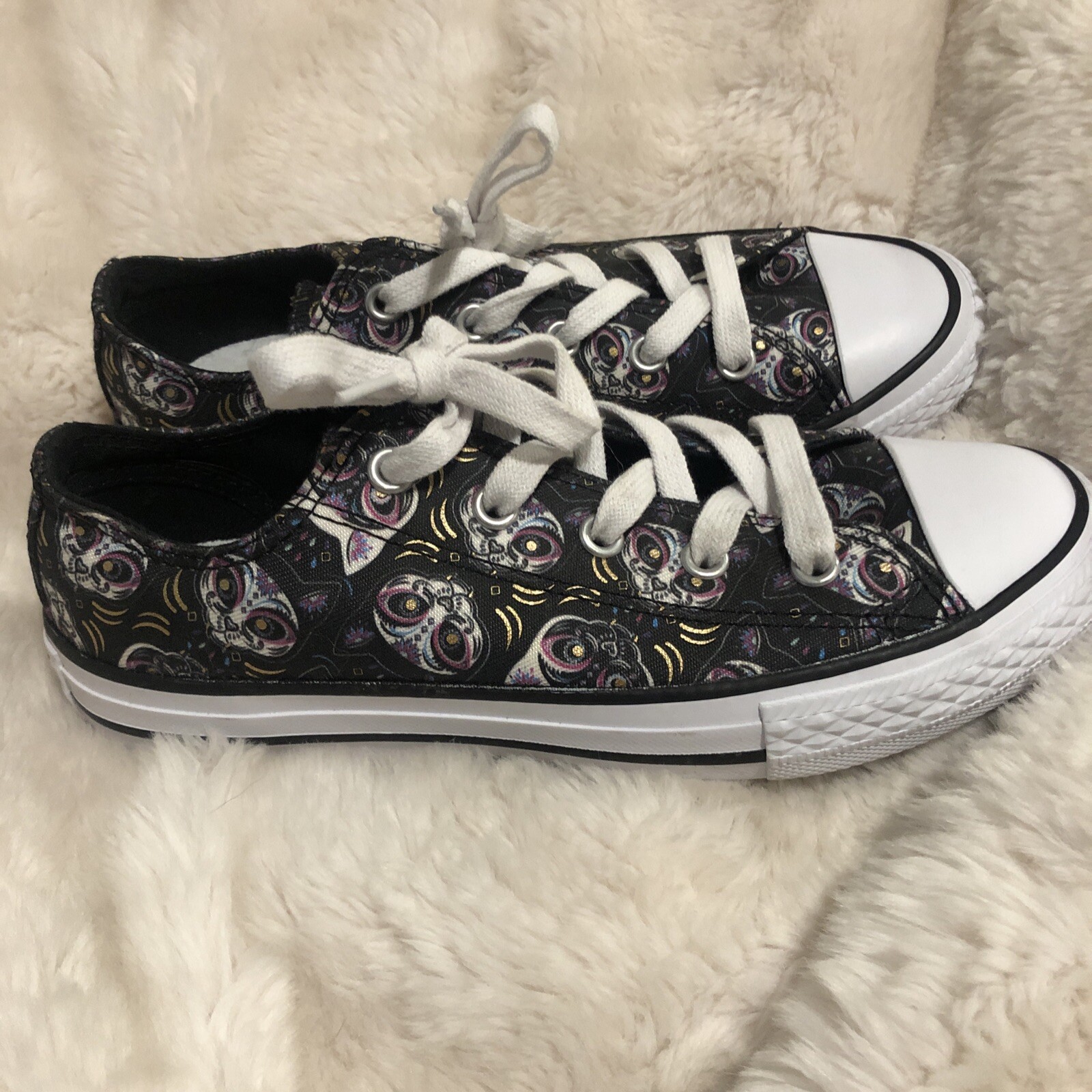 New Converse Chuck Taylor All Star Sugar Skull Cats/kittens Youth Shoes Size 2 | eBay New Converse Chuck Taylor All Star Sugar Skull Cats/kittens Youth Shoes Size 2 | eBay