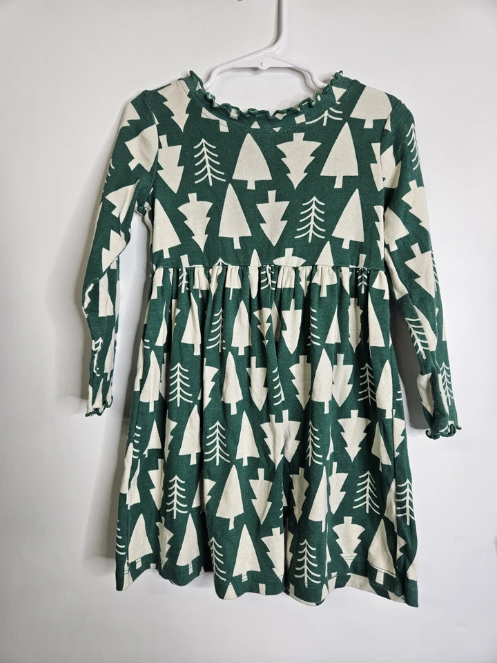 Vestido de férias Hanna Andersson meninas tamanho 4 verde árvore de Natal estampado com nervuras - Imagem 3 de 4
