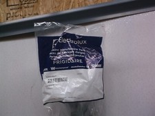 Electrolux Frigidaire Left Right Refrigerator Door Handle Set Black 5304506471