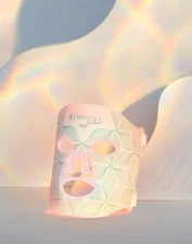 Omnilux Contour Face Anti-Aging LED Light Therapy Mask Medical Grade Retail $395