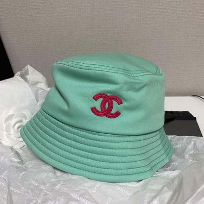 chanel logo bucket hat