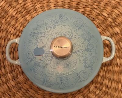 Le Creuset Doraemon Marmite 22cm 2.75qt Cast Iron Pot Gold Knob Japan LE RARE!