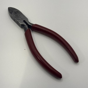 Klein Tools D528V Diagonal Bell System Pliers with W and V Notches Vintage USA