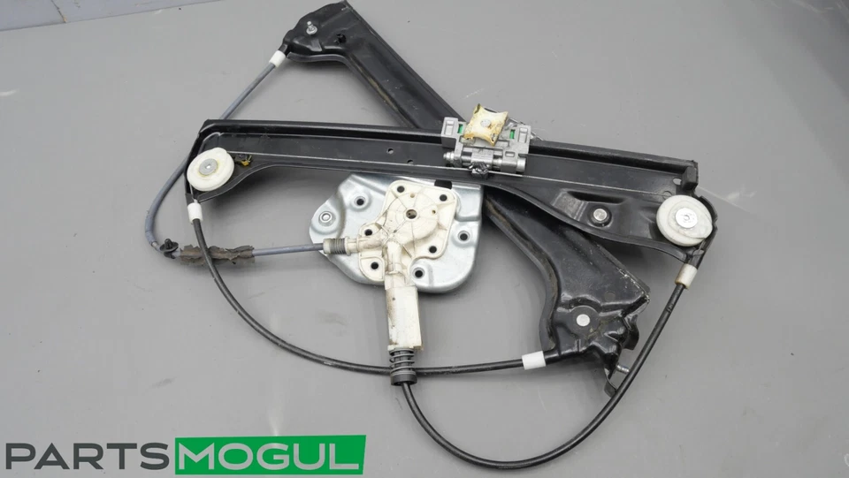 2005 BMW Z4 OEM Right Front Window Regulator w/o Motor 7198412S - Image 3 of 4