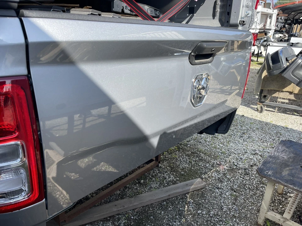 2019-25 DODGE RAM TAILGATE, BILLET SILVER PSC, NEW TAKEOFF 2500/3500 Series HD - Image 2 of 4
