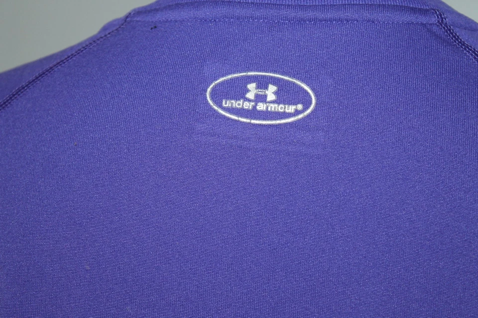Camiseta deportiva Under Armour para mujer cuello en V semi ajustada equipo térmico púrpura talla S B6 Foto 4 de 4