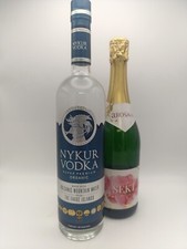 Nykur Vodka Premium Organic 42% 700ml + Geschenk 1 Flasche Sekt Oder Wein 
