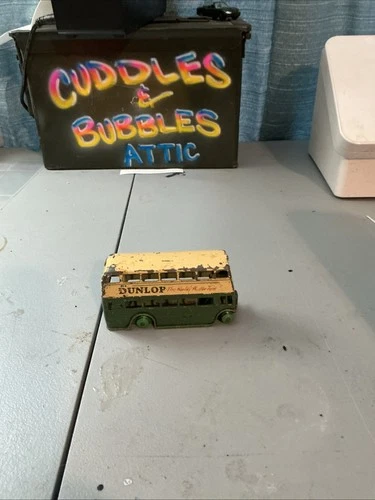 VINTAGE DINKY TOYS MECCANO LONDON BUS DUNLOP TIRE GREEN MADE IN ENGLAND