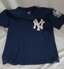 Majestic NY Yankees Derek Jeter Child Size T-Shirt W-13 L-19