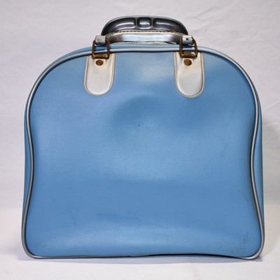 NIKE 水色 ヴィンテージ　ボーリングボールバック Vintage Blue Nike Bowling Ball Bag, Rack, & Blue And Silver Shoes