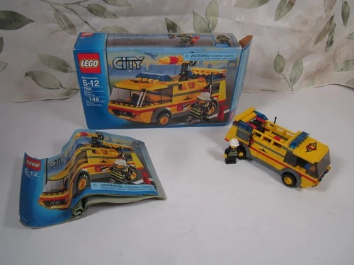 Vintage City LEGO Airport Firetruck 7891  2006 Complete Box Instructions 4283138