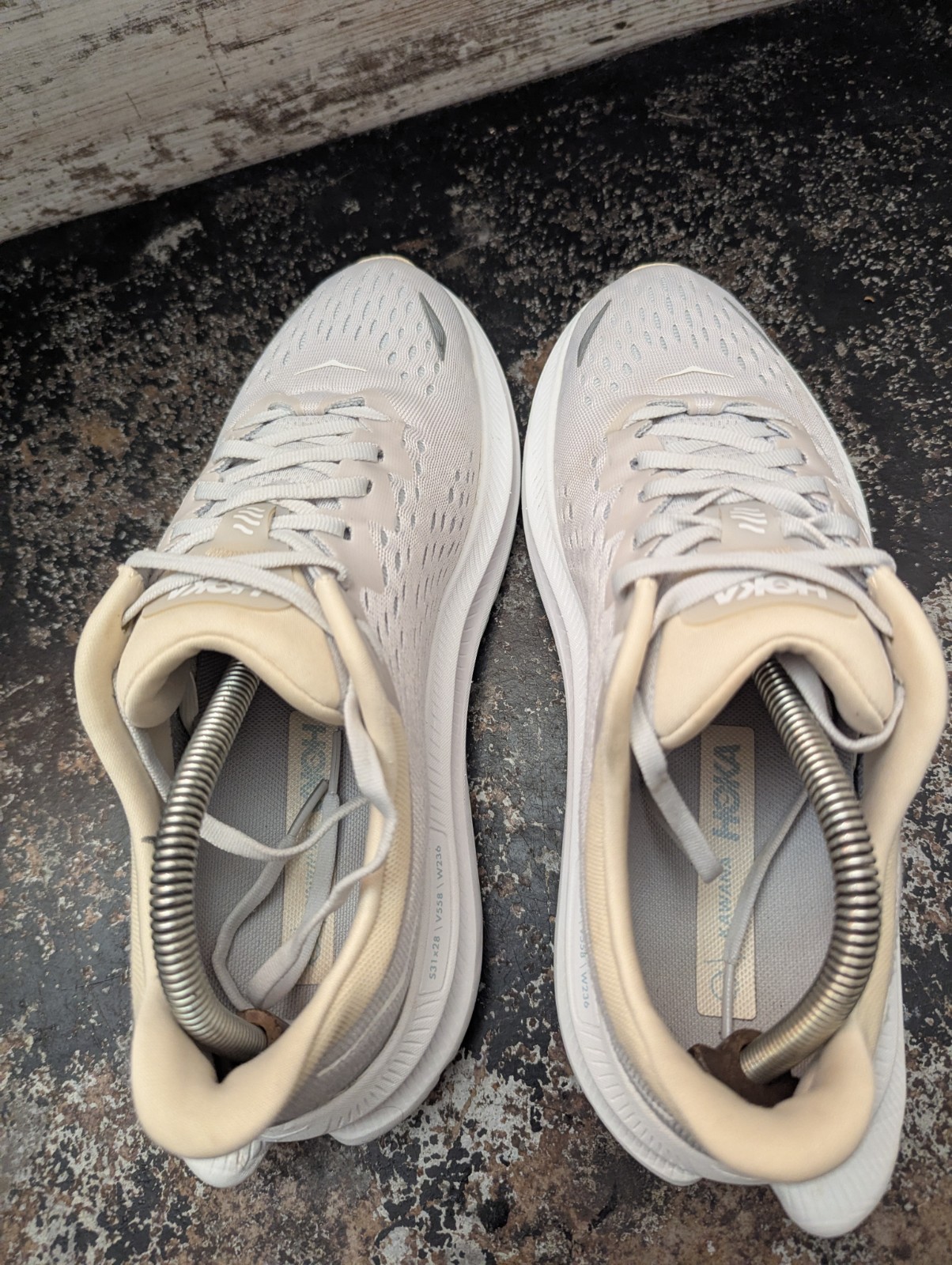 Womens Hoka One One Kawana Running Shoes Sz 9 Used Sneakers Trainers thumbnail 12