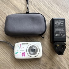 Panasonic Lumix DMC S3 14.1MP Digital Camera (Tested Working)